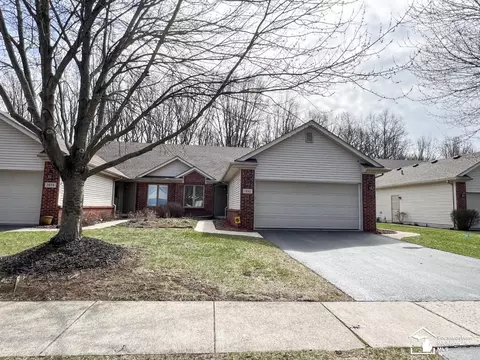 1641 Spruce #46, Temperance, MI 48182