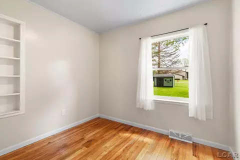 Bedroom - 115 Bartlett, Clinton, MI 49236 photo 1 of 7