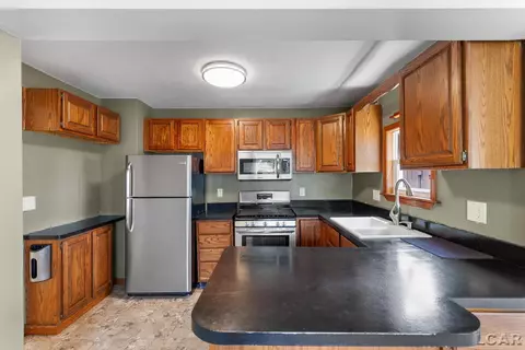 Kitchen - 115 Bartlett, Clinton, MI 49236 photo 1 of 7