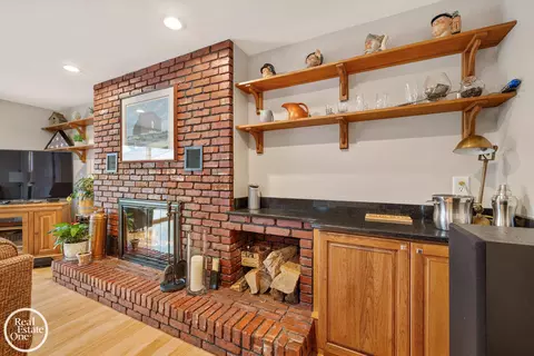 1623 Severn, Grosse Pointe, MI 48236 photo 25