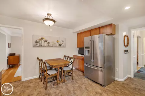 1623 Severn, Grosse Pointe, MI 48236 photo 19