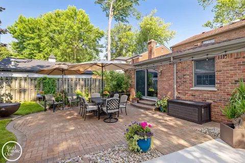 1623 Severn, Grosse Pointe, MI 48236 photo 55