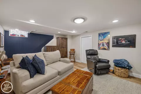 1623 Severn, Grosse Pointe, MI 48236 photo 47