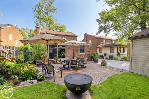 1623 Severn, Grosse Pointe, MI 48236 photo 53