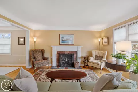 1623 Severn, Grosse Pointe, MI 48236 photo 5