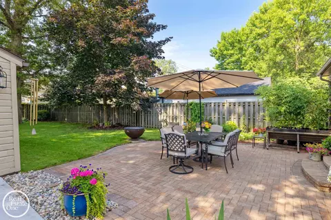 1623 Severn, Grosse Pointe, MI 48236 photo 56