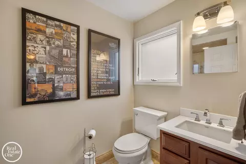 1623 Severn, Grosse Pointe, MI 48236 photo 31