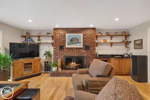 1623 Severn, Grosse Pointe, MI 48236 photo 22