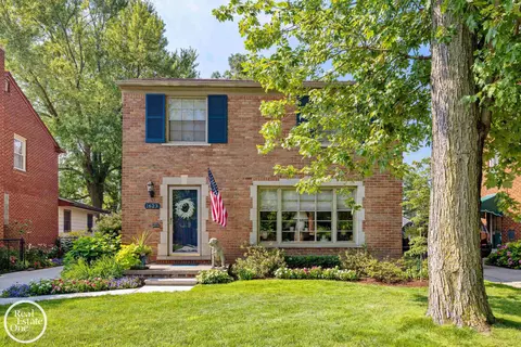 1623 Severn, Grosse Pointe, MI 48236