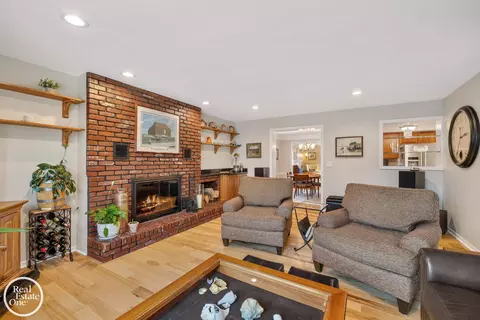 1623 Severn, Grosse Pointe, MI 48236 photo 26