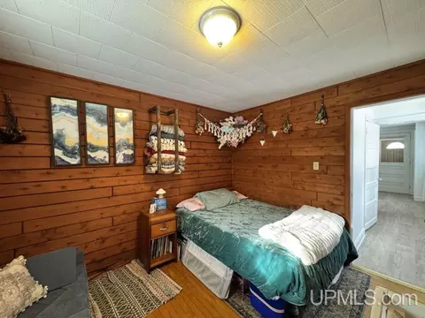 Bedroom - 19675 Skanee, L'anse, MI 49946 photo 6 of 7