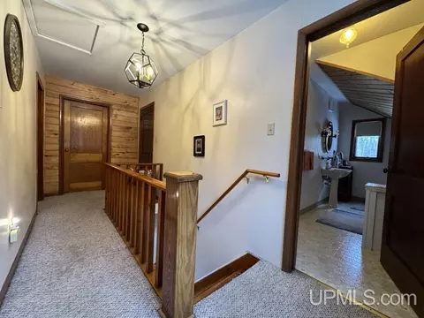 Entry Way - 19675 Skanee, L'anse, MI 49946 photo 4 of 4
