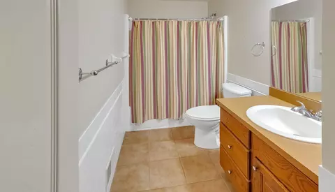 Bath - 6292 Prince, Flushing, MI 48433 photo 2 of 3