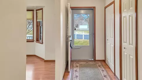 Entry Way - 6292 Prince, Flushing, MI 48433 photo 1 of 1