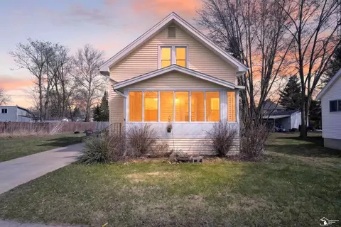 321 Cherry, Blissfield, MI 49228