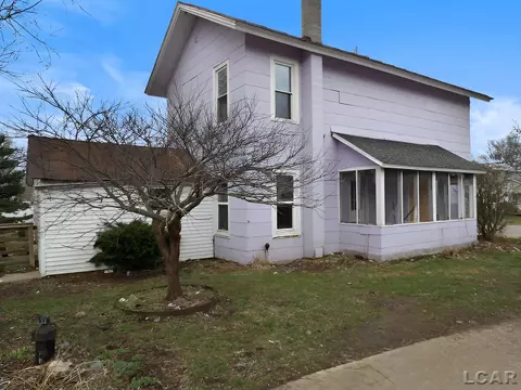 2713 Lilac, Hillsdale, MI 49242