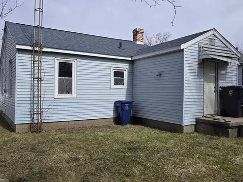 Exterior - 246 E York, Flint, MI 48505 photo 4 of 6