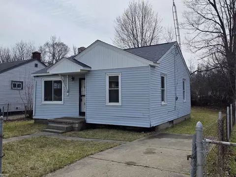 Exterior - 246 E York, Flint, MI 48505 photo 3 of 6