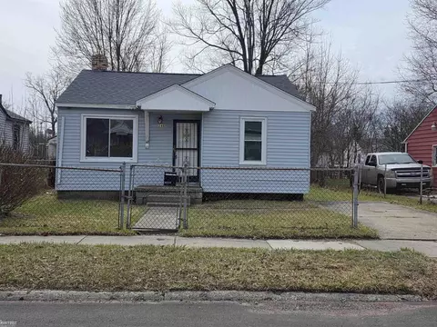 Exterior - 246 E York, Flint, MI 48505 photo 2 of 6