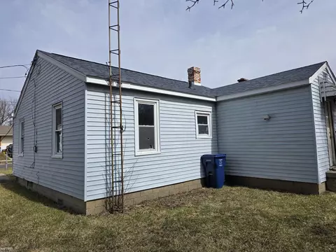 Exterior - 246 E York, Flint, MI 48505 photo 5 of 6
