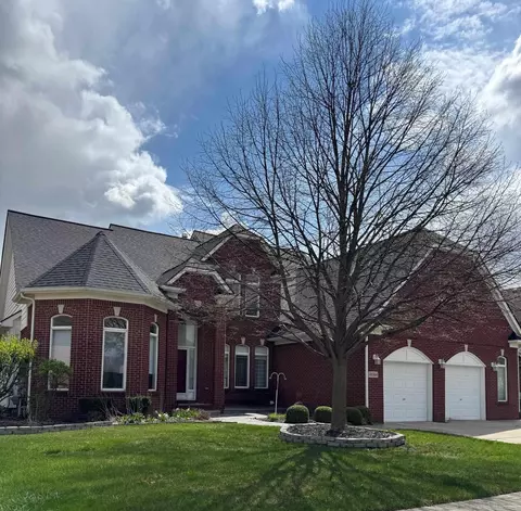 48364 Franklin, Macomb, MI 48044