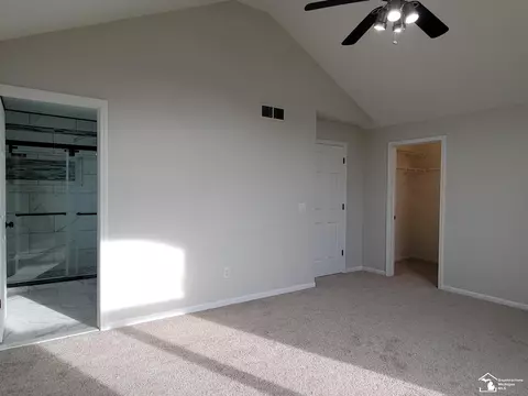Bedroom - 12322 Hannah, Carleton, MI 48117 photo 3 of 8