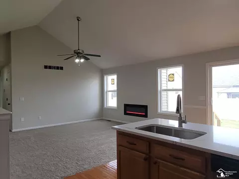 Living - 12322 Hannah, Carleton, MI 48117 photo 3 of 7