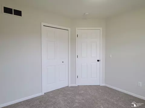 Bedroom - 12322 Hannah, Carleton, MI 48117 photo 8 of 8