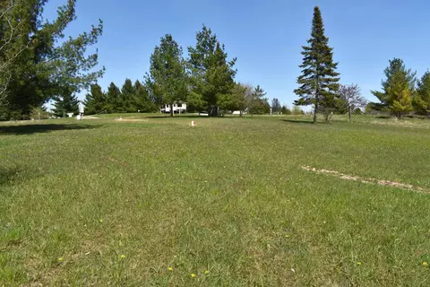 5445 Winchester, Gladwin, MI 48624