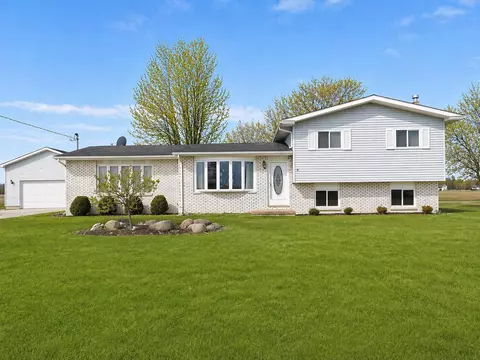 2419 N Tower Bch, Pinconning, MI 48650