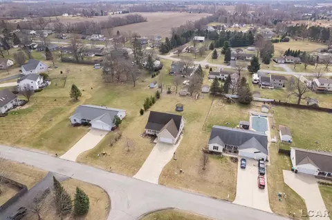 View/Area - 3114 Cobblestone, Tecumseh, MI 49286 photo 3 of 6