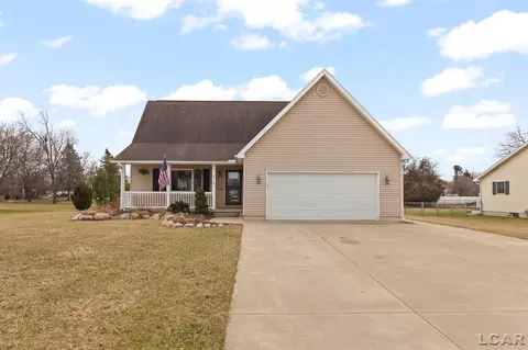 3114 Cobblestone, Tecumseh, MI 49286