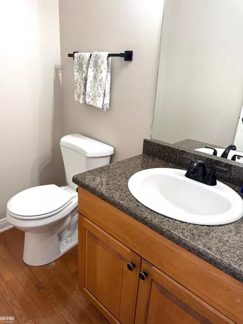 Bath - 55209 Nelson, Macomb, MI 48042 photo 4 of 4