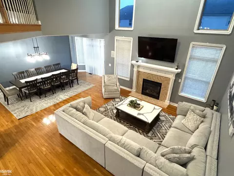 Living - 55209 Nelson, Macomb, MI 48042 photo 2 of 5