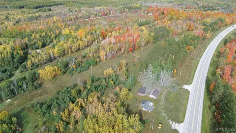 Us 2, Gulliver, MI 49840