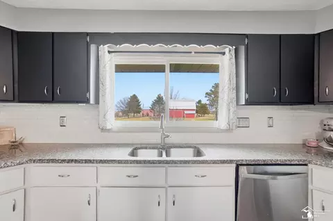 Kitchen - 7227 Stadler, Monroe, MI 48162 photo 3 of 6