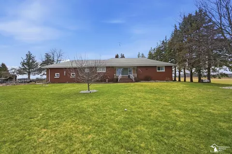 Exterior - 7227 Stadler, Monroe, MI 48162 photo 8 of 14