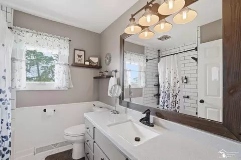 Bath - 7227 Stadler, Monroe, MI 48162 photo 1 of 6