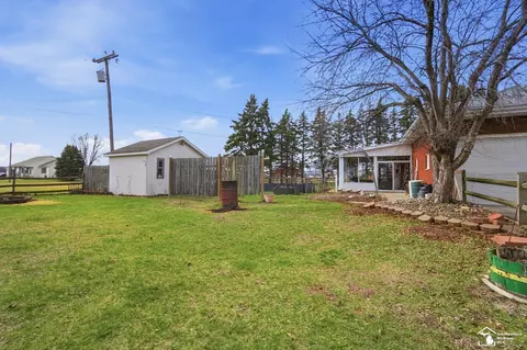 Exterior - 7227 Stadler, Monroe, MI 48162 photo 5 of 14
