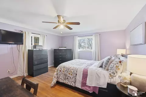 Bedroom - 7227 Stadler, Monroe, MI 48162 photo 1 of 8