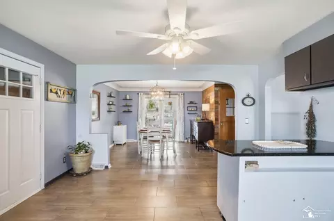Entry Way - 7227 Stadler, Monroe, MI 48162 photo 1 of 3