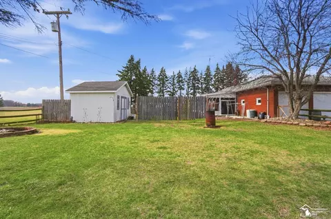 Exterior - 7227 Stadler, Monroe, MI 48162 photo 6 of 14