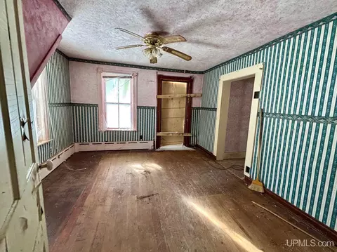 Bedroom - 162 Saginaw, Ishpeming, MI 49849 photo 1 of 7