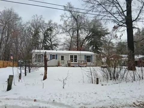 1645 7th, Prescott, MI 48756