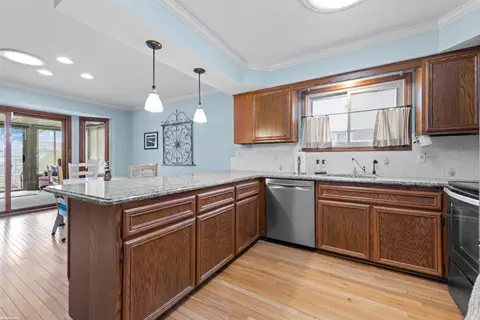 Kitchen - 15300 Crestwood, Macomb, MI 48044 photo 1 of 2