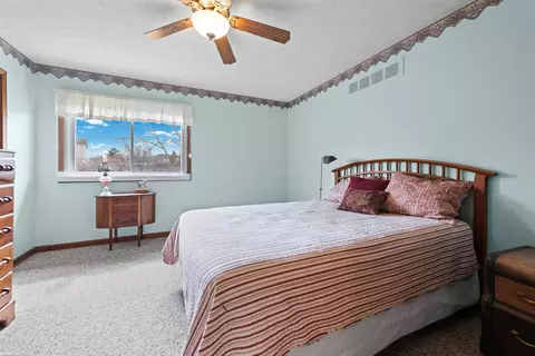 Bedroom - 15300 Crestwood, Macomb, MI 48044 photo 1 of 6