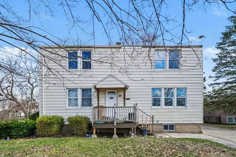 123 S Cayuga, Buchanan, MI 49107