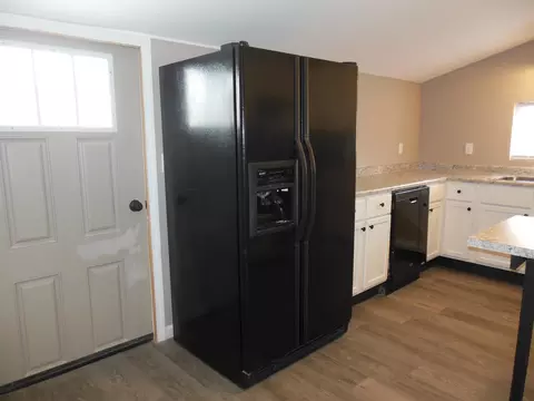 Kitchen - 265 E Oak, Harrison, MI 48625 photo 3 of 3