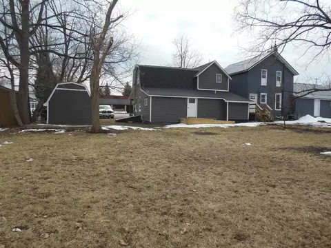 Exterior - 265 E Oak, Harrison, MI 48625 photo 5 of 6