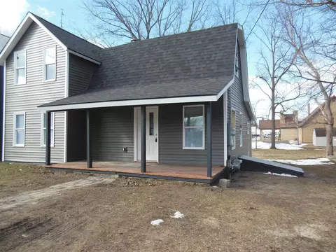 Exterior - 265 E Oak, Harrison, MI 48625 photo 3 of 6